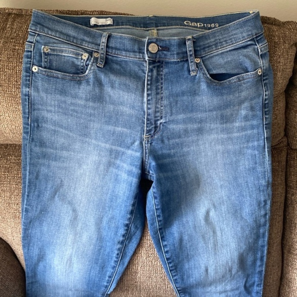 Gap 1969 true skinny stretch jeans 32